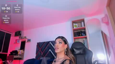   facebook nicolle delgado online show from January 16, 2026, 1:53 am