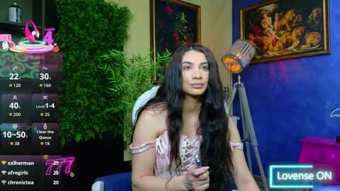 Nicolle online show from April 3, 2026, 11:30 am