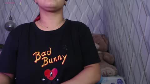 Nicolle Miley online show from March 5, 2025, 2:14 am