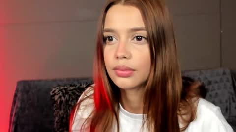 Nicol online show from December 2, 2025, 8:26 pm