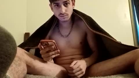 Snapshot of night894195 chatting on March 3, 2026, 12:11 pm night894195 online show from March 3, 2026, 12:11 pm