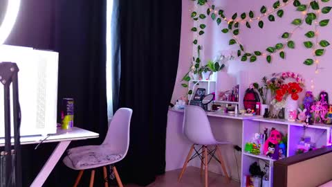 Night angel online show from April 13, 2026, 11:16 am