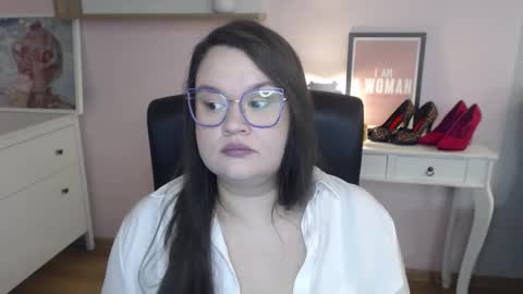 Holly online show from February 13, 2026, 7:15 am