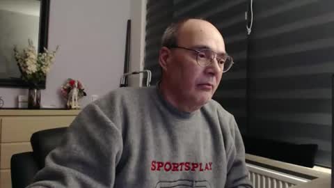 Snapshot of nightkeeper63 chatting on January 18, 2026, 10:02 pm nightkeeper63 online show from January 18, 2026, 10:02 pm