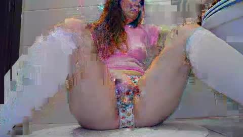 Snapshot of nightlykrumbs chatting on December 8, 2024, 4:04 am Mary online show from December 8, 2024, 4:04 am