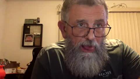 nightmoves1970 online show from January 25, 2025, 4:02 am