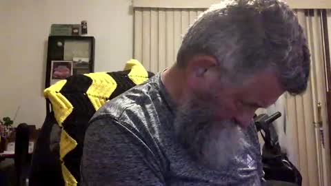 nightmoves1970 online show from March 9, 2025, 3:22 am