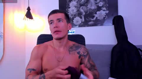 Niick online show from March 1, 2025, 11:26 pm