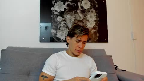 Niick online show from June 21, 2026, 2:47 am