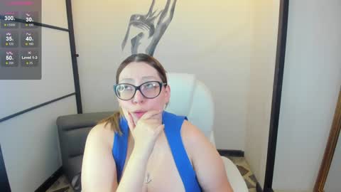Snapshot of niickyjones chatting on January 23, 2025, 9:08 am Anni online show from January 23, 2025, 9:08 am