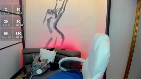 Snapshot of niickyjones chatting on March 6, 2025, 1:16 am Anni online show from March 6, 2025, 1:16 am