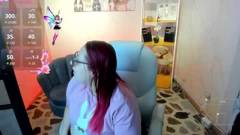 Snapshot of niickyjones chatting on October 4, 2025, 1:20 pm Anni online show from October 4, 2025, 1:20 pm