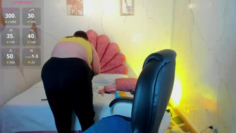 Snapshot of niickyjones chatting on May 30, 2026, 12:19 am Anni online show from May 30, 2026, 12:19 am