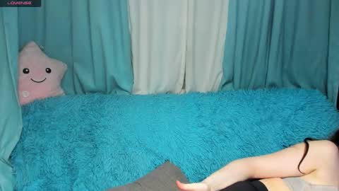 Snapshot of niiik_miiiki chatting on May 26, 2026, 1:51 pm niiik_miiiki online show from May 26, 2026, 1:51 pm