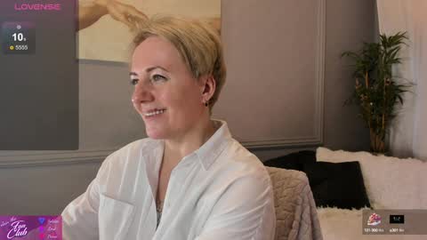 Nika online show from January 19, 2025, 2:38 pm