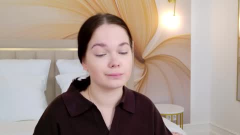 Nika online show from September 24, 2025, 2:37 am