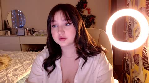 nikaking22 online show from January 3, 2025, 11:44 pm