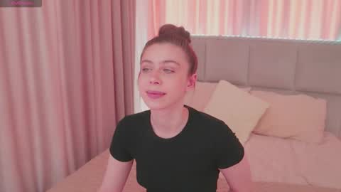 Snapshot of nikaletta chatting on May 4, 2026, 9:49 am Nika online show from May 4, 2026, 9:49 am