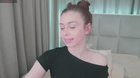 Snapshot of nikaletta chatting on May 15, 2026, 11:23 pm Nika online show from May 15, 2026, 11:23 pm