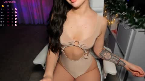 Nika online show from February 3, 2025, 3:53 am