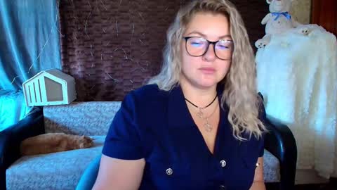 Snapshot of nikaskylink chatting on September 15, 2025, 3:06 am Nika online show from September 15, 2025, 3:06 am