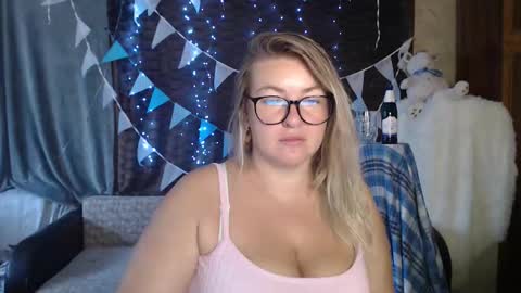 Snapshot of nikaskylink chatting on September 26, 2025, 3:32 am Nika online show from September 26, 2025, 3:32 am