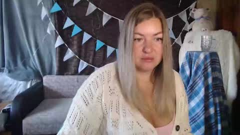 Snapshot of nikaskylink chatting on October 4, 2025, 4:21 am Nika online show from October 4, 2025, 4:21 am