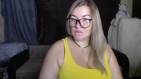 Snapshot of nikaskylink chatting on October 29, 2025, 3:31 am Nika online show from October 29, 2025, 3:31 am