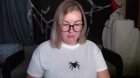 Snapshot of nikaskylink chatting on October 30, 2025, 3:41 am Nika online show from October 30, 2025, 3:41 am