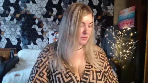 Nika online show from March 3, 2026, 5:35 am