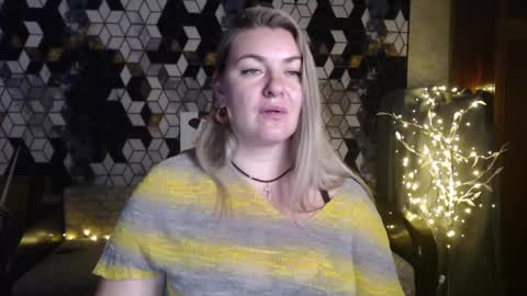 Nika online show from March 20, 2026, 9:41 pm