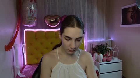 nikastarkk online show from March 1, 2025, 2:15 am