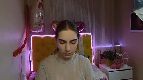 nikastarkk online show from March 5, 2025, 2:14 am