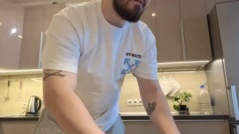 Snapshot of nikbusiness chatting on November 13, 2025, 7:18 am Nick online show from November 13, 2025, 7:18 am