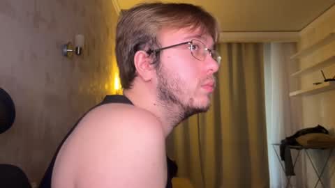 Snapshot of nikceline chatting on October 31, 2025, 6:47 am Celine online show from October 31, 2025, 6:47 am