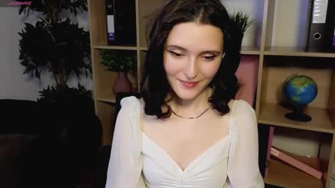 niki_cutes online show from January 12, 2025, 7:43 am