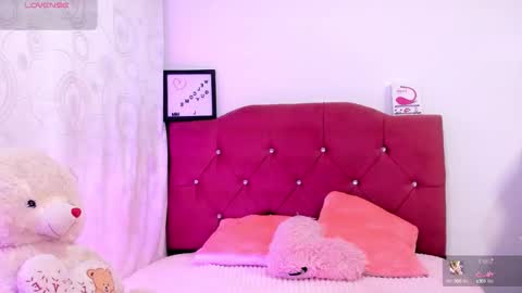 Nikii  online show from September 11, 2025, 2:11 am