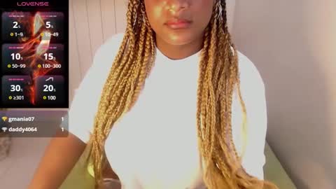 nikitakisskm online show from March 3, 2025, 6:01 pm