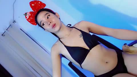 nikka_bonita online show from December 16, 2025, 6:46 pm