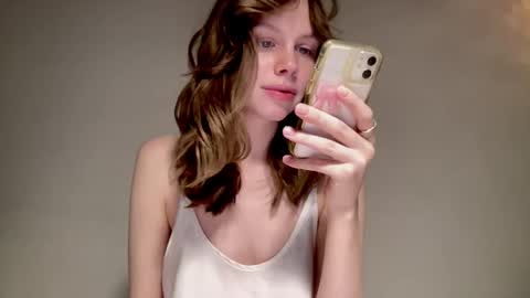 Nikki online show from December 22, 2024, 10:06 am