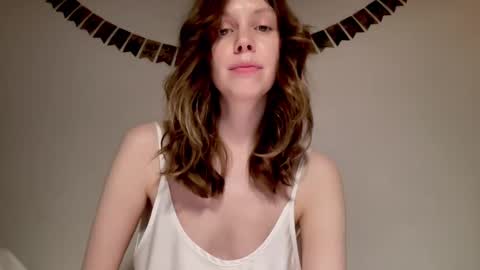 Nikki online show from December 25, 2024, 1:09 pm