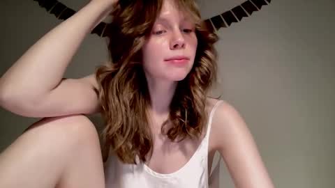 Nikki online show from January 31, 2025, 1:12 pm