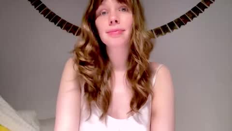 Nikki online show from December 18, 2025, 10:10 am