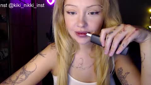 nicolette online show from September 14, 2025, 5:12 pm