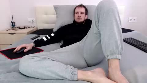 Nick online show from April 3, 2026, 6:33 am