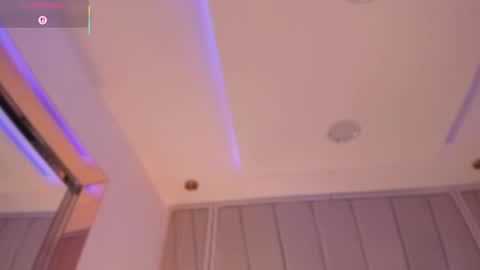 Nikki  online show from March 10, 2025, 7:42 am