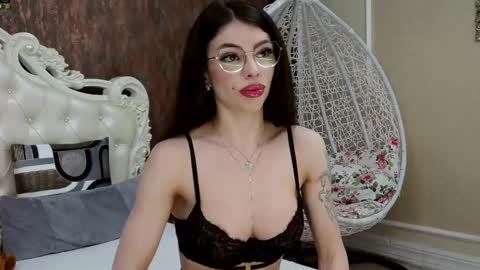 Nikky online show from February 17, 2025, 7:15 am