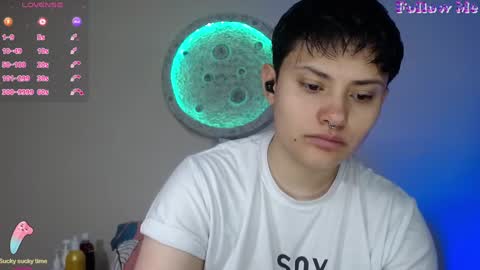 Snapshot of nikky_tomboy444 chatting on December 20, 2024, 1:22 pm Nikky online show from December 20, 2024, 1:22 pm