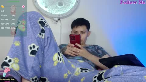 Snapshot of nikky_tomboy444 chatting on December 27, 2024, 6:42 pm Nikky online show from December 27, 2024, 6:42 pm