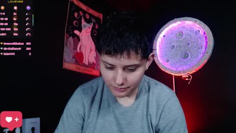 Nikky online show from April 10, 2026, 5:50 pm